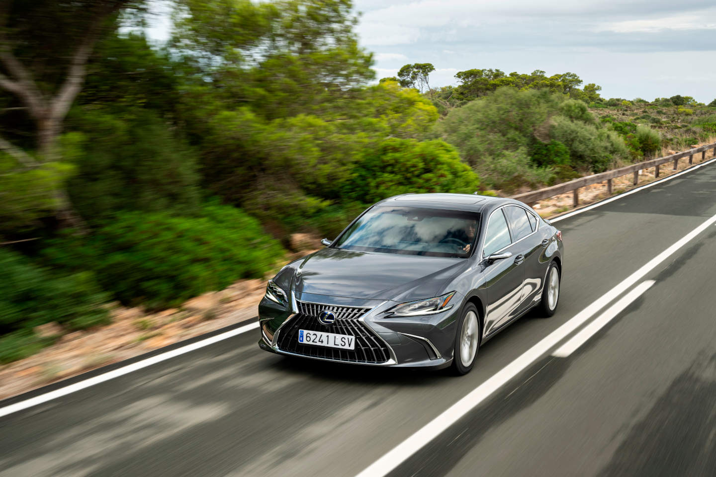 Lexus ES Gewinner Auto Trophy 2025