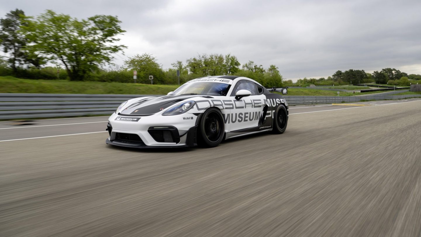 Porsche 718 Cayman GT4 RS Clubsport fährt als Museums-Hommage in der NLS