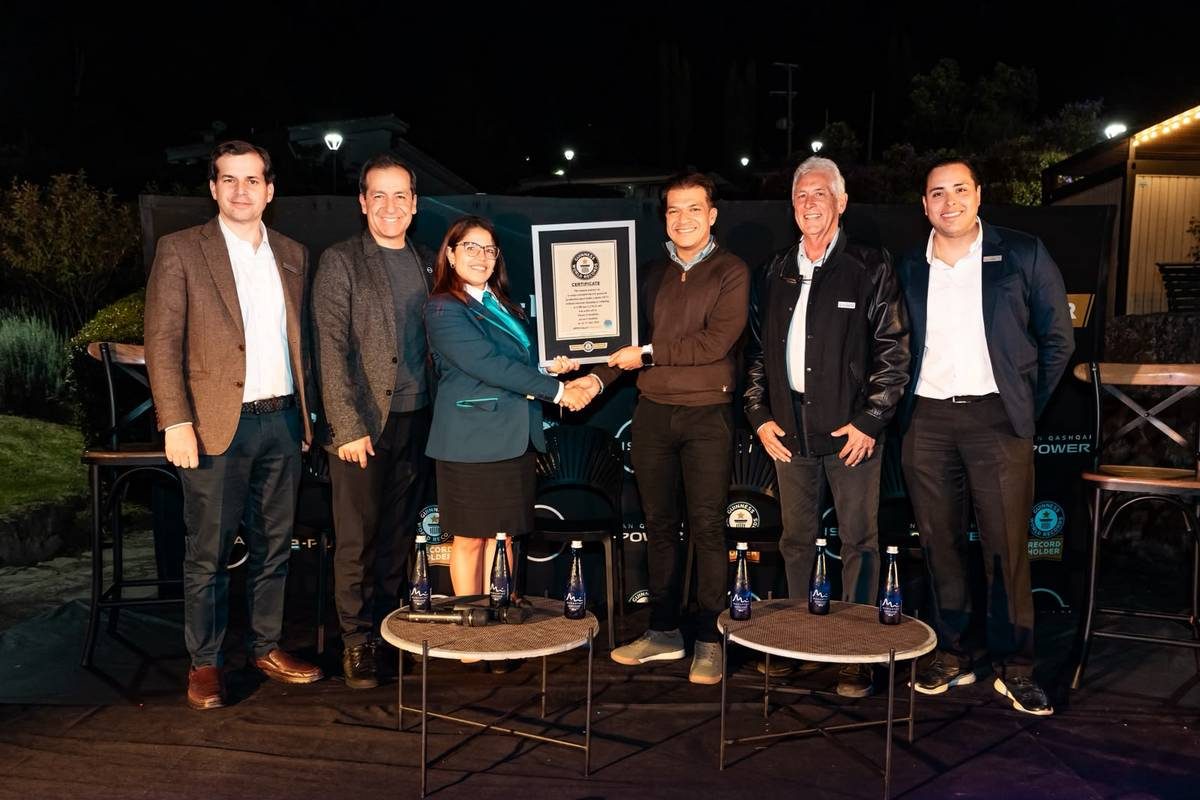 Nissan Qashqai e-Power fährt zu Guinness-Rekord in Kolumbien