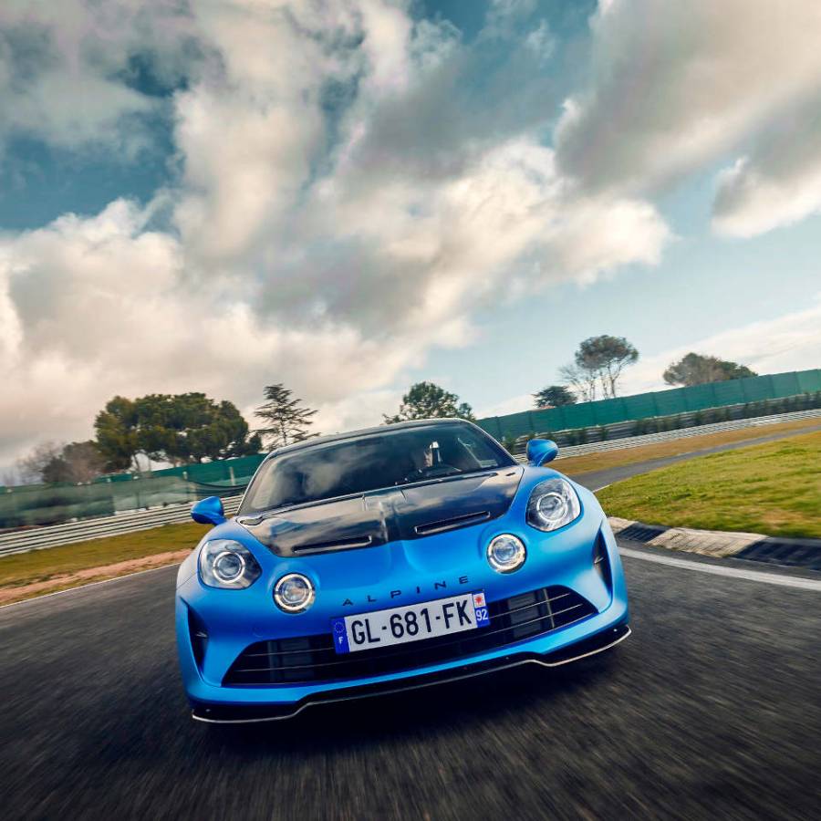 Alpine gewinnt Carwow Award 2025 als „Abschlussstärkste Newcomer-Marke“